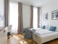 Riess City Rooms - Self Check-IN Hotels near Schottenring Metro Stop