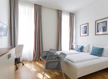 リース シティ ホテル