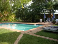 Gloria's Bed and Breakfast - ที่มีสระว่ายน้ำ