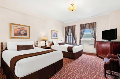 Genetti Hotel, SureStay Collection by Best Western Thomas T. Taber Museum附近的飯店