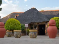 Cest Si Bon Hotel Hotels in Otjiwarongo