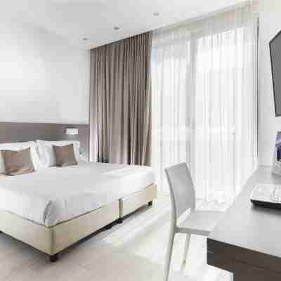 Hotel Cube Rooms