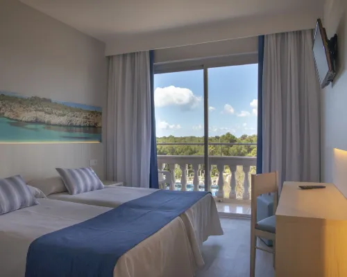 Ona Luna Park Hotels in Llucmajor