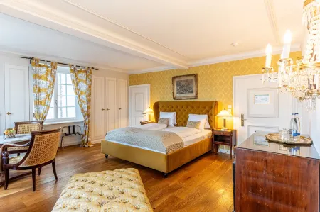 Hotel Porto Sofie Gottlieben Отели в г. Эрматинген