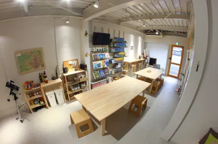 Travelers' House Roots