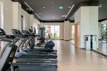 Creek Beach Roomy 3Br + Terrace Отели рядом с достопримечательностью «Desert Palm Polo Club»