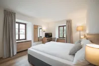 Hotel Brocco & Posta Hotels in Mesocco