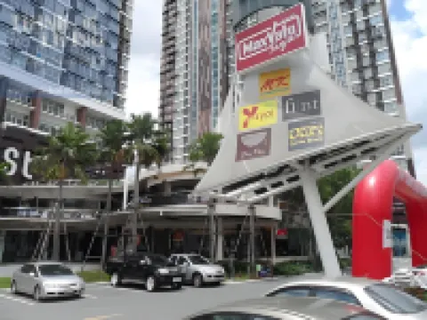 บ้านไหม เกสต์เฮาส์ โรงแรมใกล้สถานีบีทีเอสแบริ่ง
