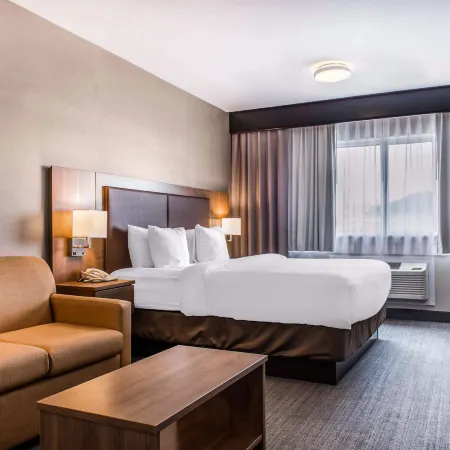Quality Hotel Dorval Aeroport