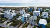 A Somewhere is Here by Beachside Management - Parking
