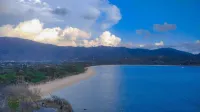 Elhoppo Pasir putih resort & resto فنادق في Pasir Putih