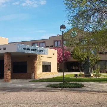 Crossroads Hotel and Huron Event Center