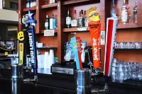 Atrium Hotel and Suites DFW Airport - bar