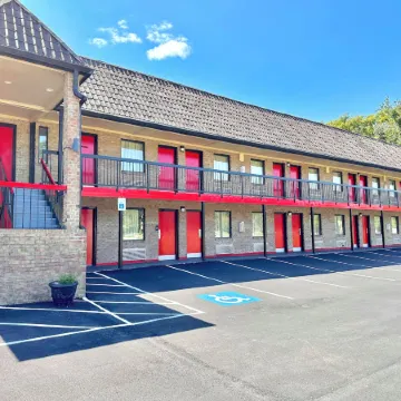 Travelers Inn Elizabeth City Отели в г. Паскуотанк