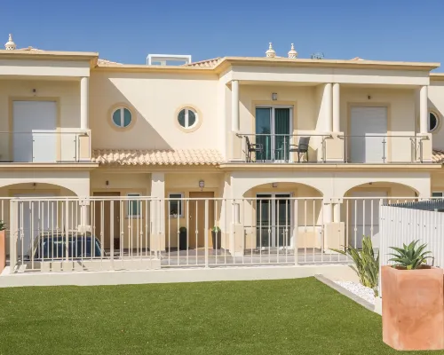 D_Loft Sea and Golf Hotels in Guia