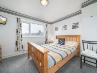 Deneside Guest House โรงแรมใกล้หาด Central Beach แบล็คพูล