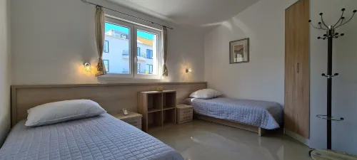 Apartment Penthouse by the Sea - Vrboska - Island Hvar - 3-Star