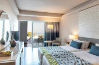 Eden Roc Resort - All Inclusive