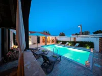 Villa with Private Pool and Terrace - Villas