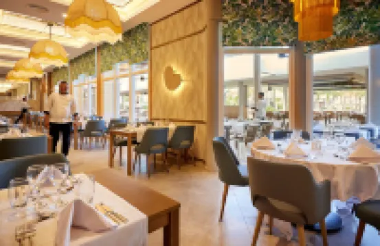 裏烏宮馬考酒店 - 限成人- 全包