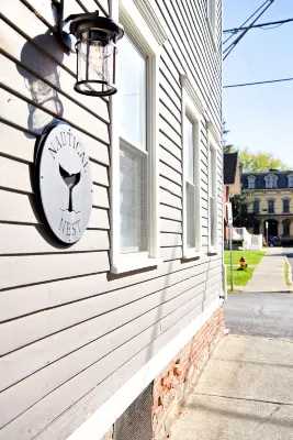 Nautical Nest Hudson Hotels in Hudson