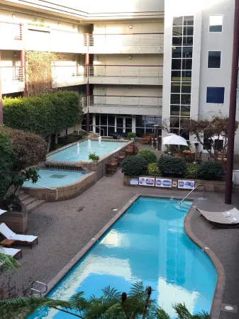 Cupertino Hotel