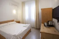 Zephyros City Otel Hotels near Datça Meydan