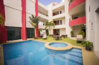 Hotel Grand Marlon - Pool