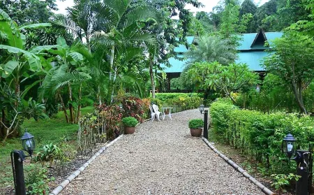 Mek Kiri Riverkwai Resort