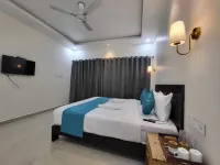 Sand Tent Beach House Hotels in Canacona