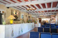 Hôtel Restaurant des Thermes Hôtels à : Maignaut-Tauzia