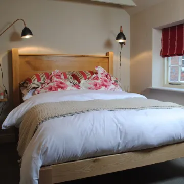 Courtyard Cottages Lymington, 2 Adults Only