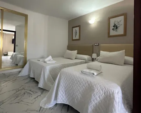 Hotel Avenida Hotels in Velez