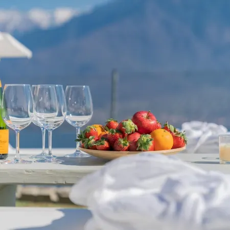 Valarin Como Luxory Apartment Wellness