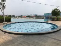 Warm and Cozy Studio at Cinere Bellevue Suites Apartment - Gym