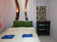 Kamrai Resort Hotels in Lonely Beach / Bai Lan Bay