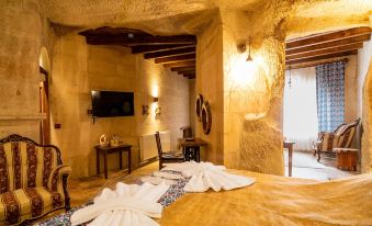 Cappadocia Inans Cave & Swimming Pool Hot