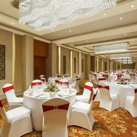 Nataraj Sarovar Portico Jhansi