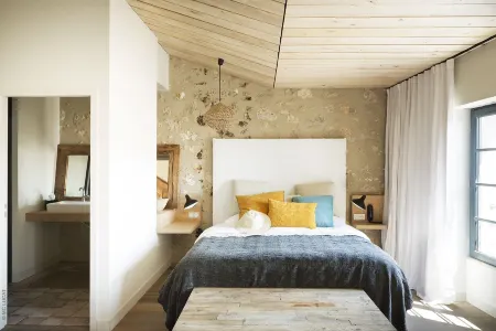 Le 19-21 - Un Amour d'Hotel Отели рядом с достопримечательностью «Aqualand Port Leucate»