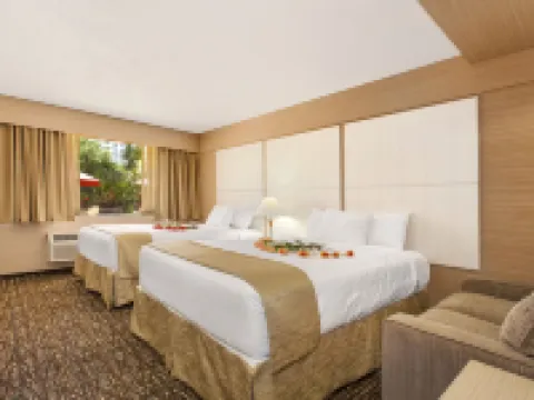 Ocean Beach Club Hotels in Fort Lauderdale