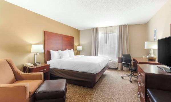 Comfort Inn & Suites