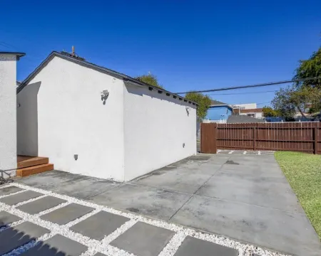 Modern clean relaxing gateway! Close to all LA fun! Hotels in Monterey Park