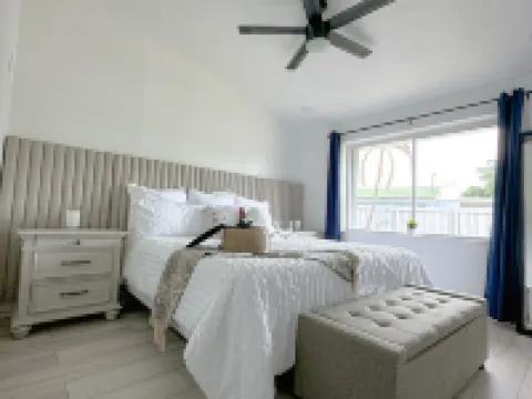 Dream Vacation House 4B/2B Miami, FL Hotels in Hialeah