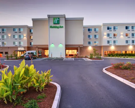 Holiday Inn SALEM by IHG Hotels in Salem