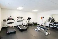 Elegant Haven - High-end Furnishings, WiFi, Luxury Amenities