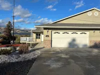 Comfort Style Home in Beautiful Lewiston, Idaho! Centrally Located, Pet Friendly - พร้อมอาหารเช้า