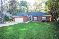 Secluded Hideaway near Mobile Bay-3/2 One story
