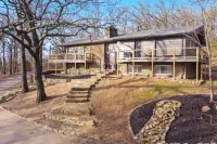 Charming Outdoor Oasis with Inground Pool - Spacious Luxury Retreat