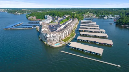 Direct Pool View with Sandy Beach and Boat Slip - Stunning Oasis