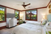 Private Plunge Pool and Access to Exclusive Club Amenities - Stunning Villa